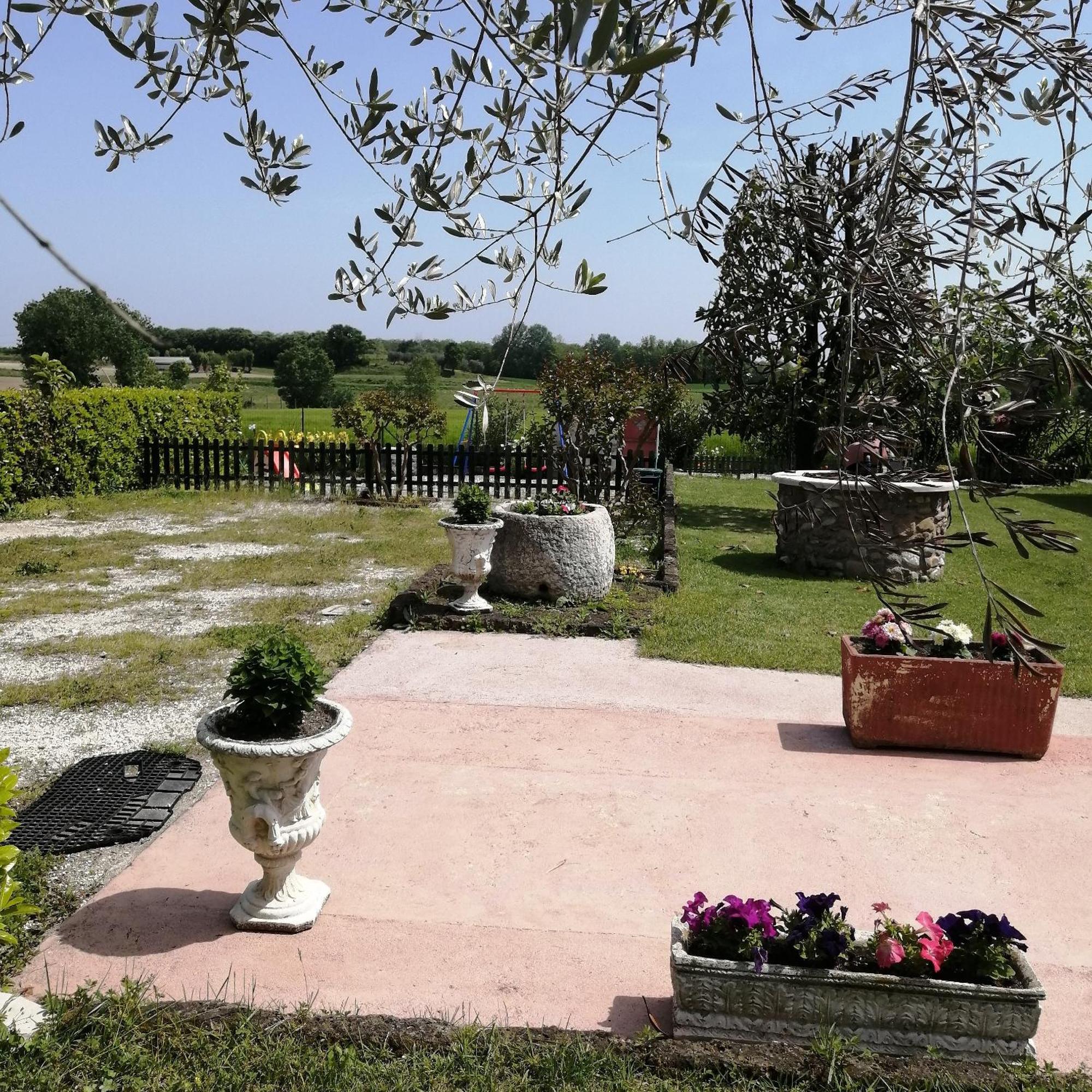 Agriturismo Nuvolino Monzambano Exterior photo